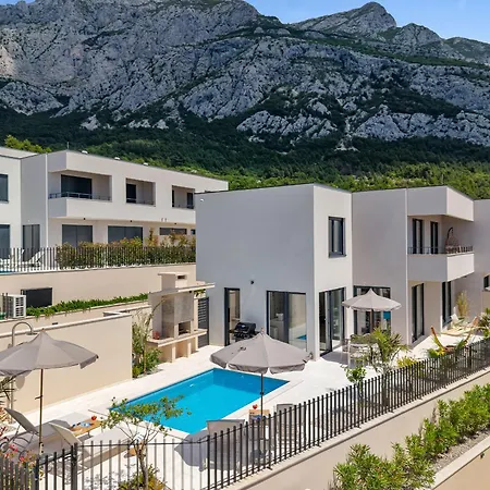 Azure Del Mar -with Heated Pool- Vila