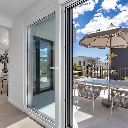 Azure Del Mar -with Heated Pool- *