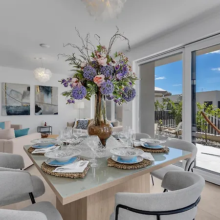 Azure Del Mar -with Heated Pool-