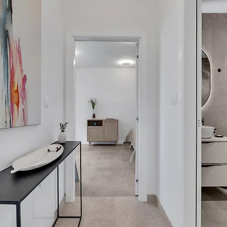 Azure Del Mar -with Heated Pool- Vila